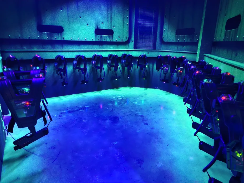 salle avec veste laser game 4 vents