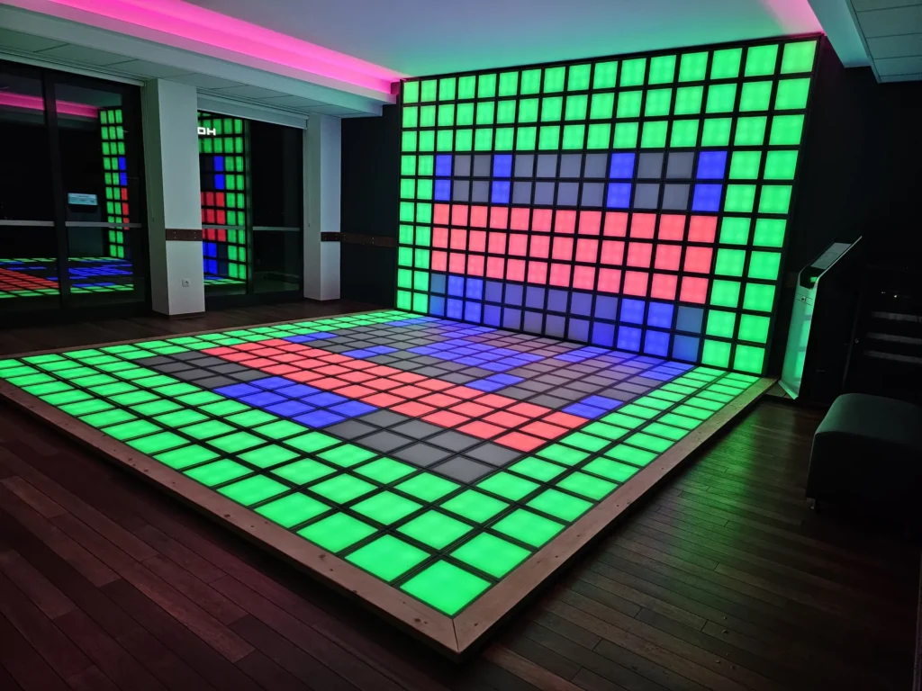 espace de jeu sol interactif - Floor is lava